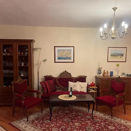 Boutique Big Joy Apartment *