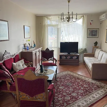 Boutique Big Joy Apartment *